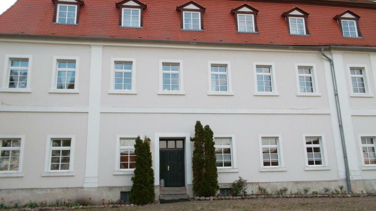 Hotel Domaene-Badetz Esterno foto